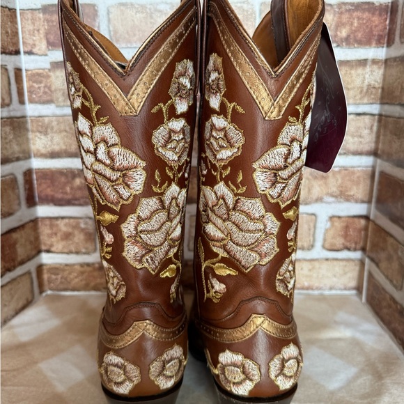 Lucchese Tan Floral Embroidered Heeled Boots NEW - Picture 3 of 9